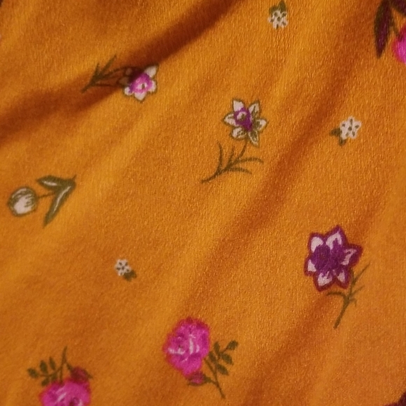 Crop top tank top - Picture 2 of 4